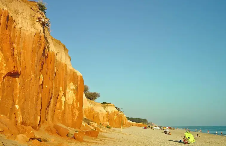 Praia Forte Novo em Quarteira.